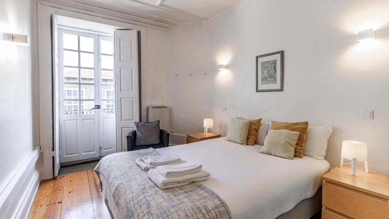 Porto 61 - Bright 2Br W/ Balcony By Lovelystay Esterno foto