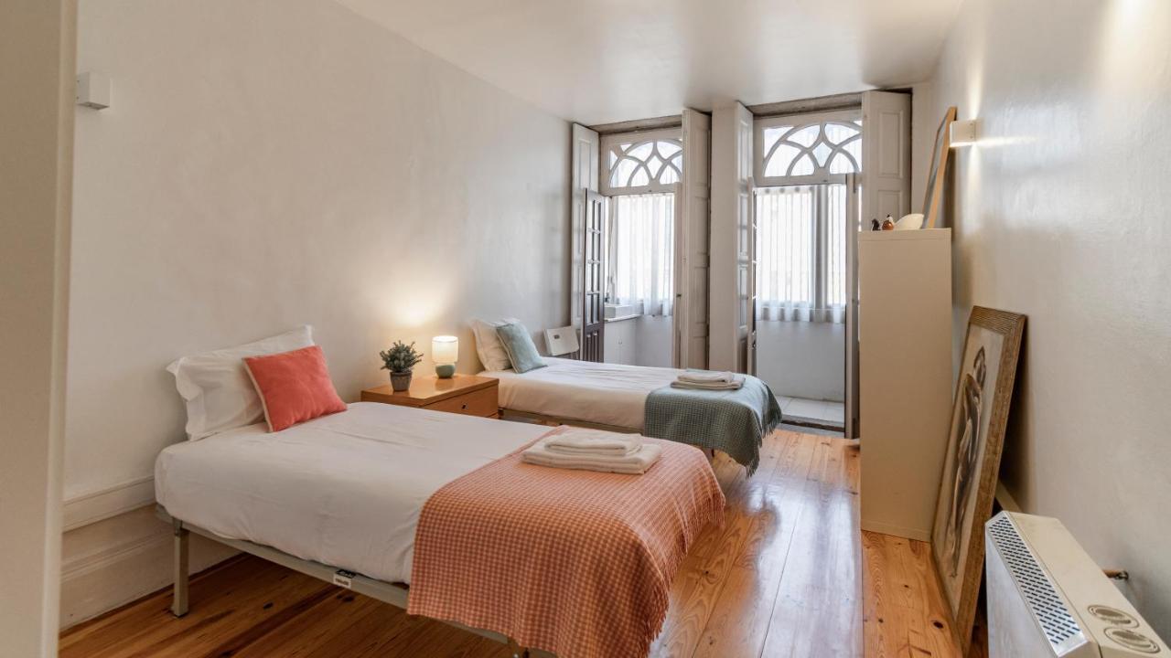 Porto 61 - Bright 2Br W/ Balcony By Lovelystay Esterno foto